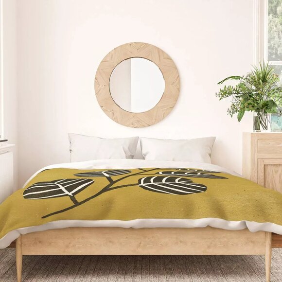 Deny Designs Green Eucalyptus Branch Queen Duvet & 2 Pillow Sham 3 Pc Set NWOT - Picture 3 of 6